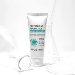 Glutathione Niacinamide Facial Cleanser